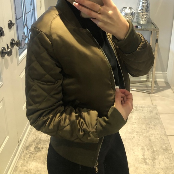 Bomber Jacket - Picture 2 of 3